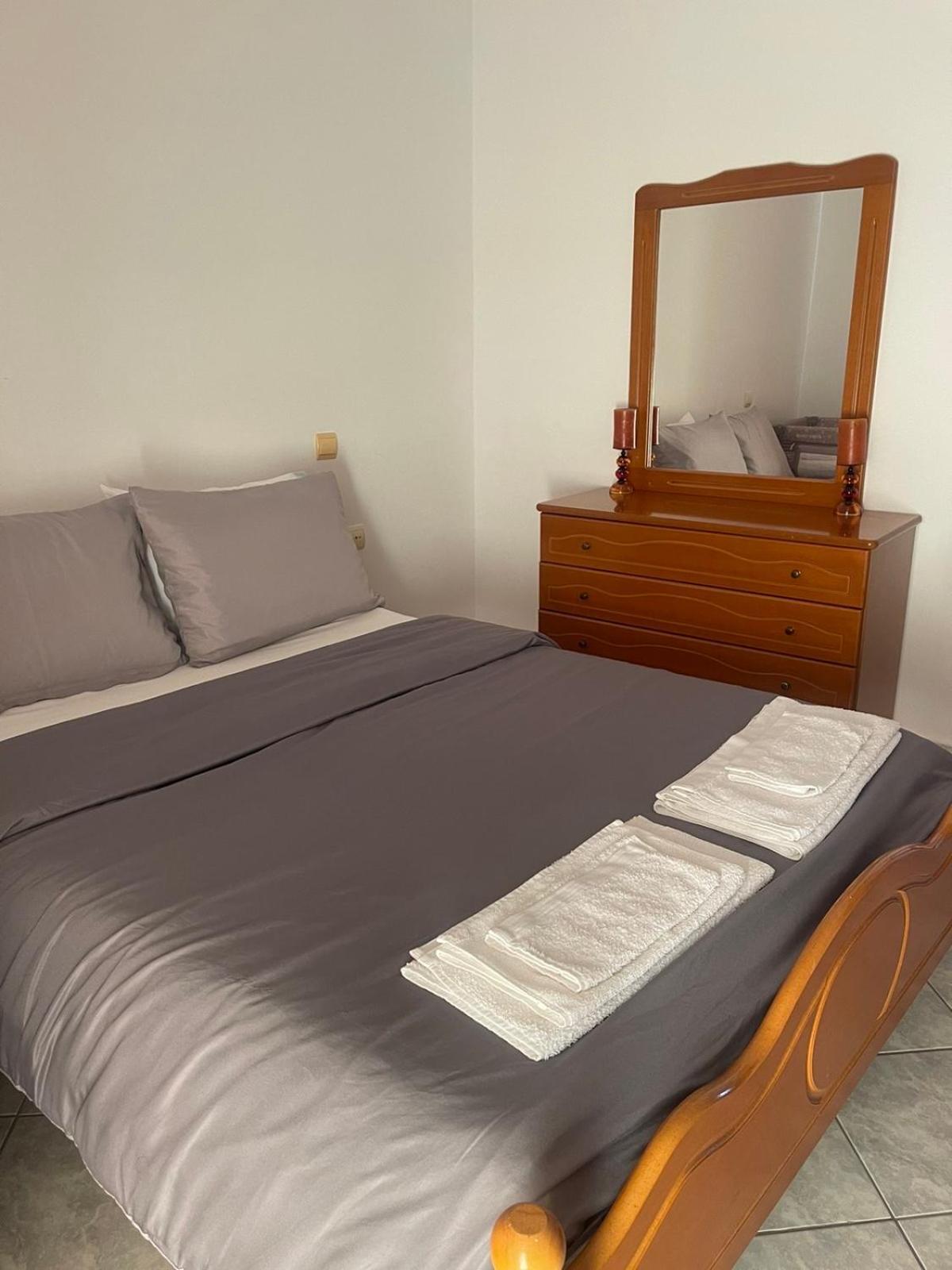 Bright Apartment, Spacious Near The Center Трикала Экстерьер фото